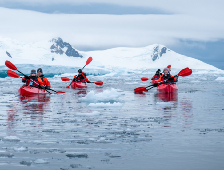 Antarctica21 Excursion Zodiac