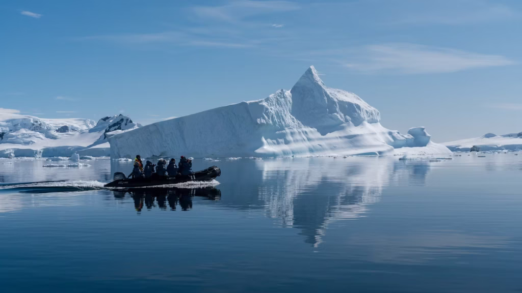 HX Expeditions in Antartica