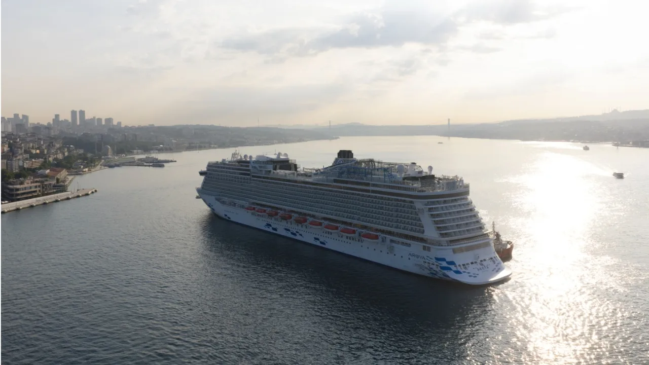 AROYA CRUISES