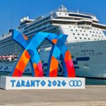 Aroya Ship in Taranto Italy