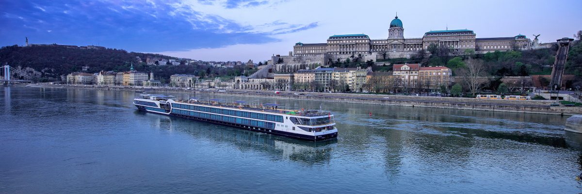 avalon waterways exterior envision 2