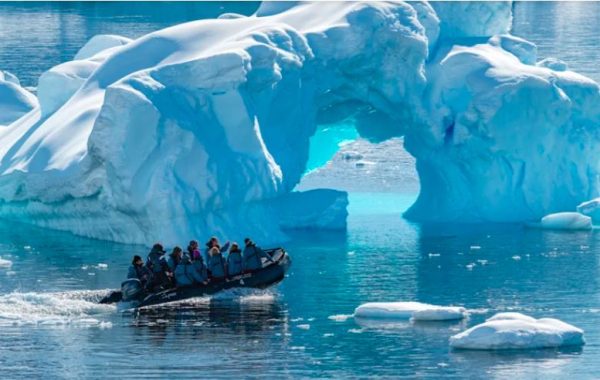 hurtigruten expeditions antarctica